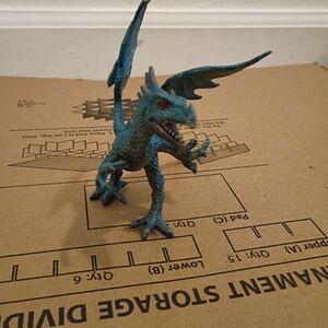 Dragon Safari LTD 2011 Blue Gray Belly 5.5 Long D&D Figure #2024-P5 Toy